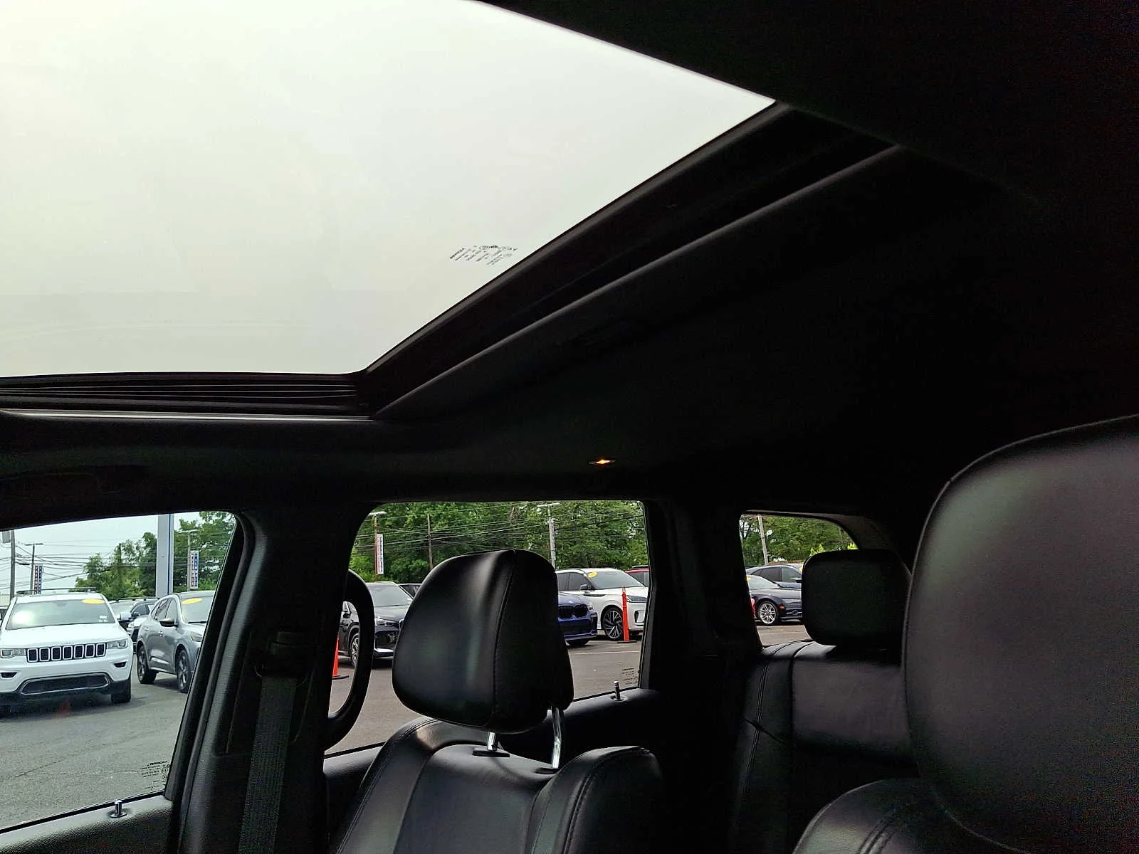 Used 2018 Bright White Clearcoat Jeep Altitude image 14