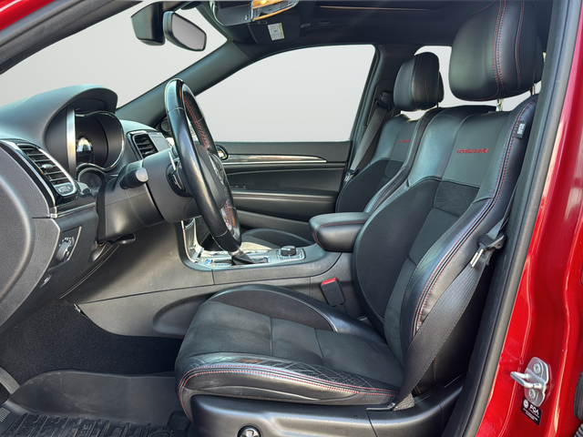 Used 2021 Red Jeep Trailhawk image 10