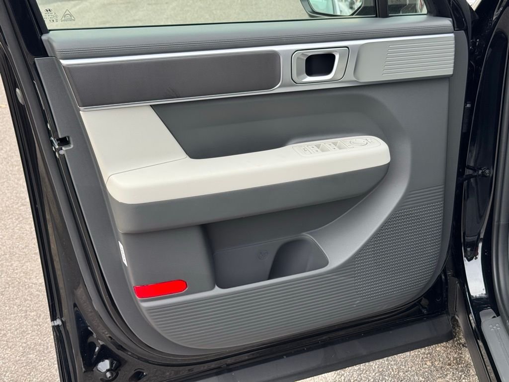 Certified Used 2026 Black Hyundai SE image 21
