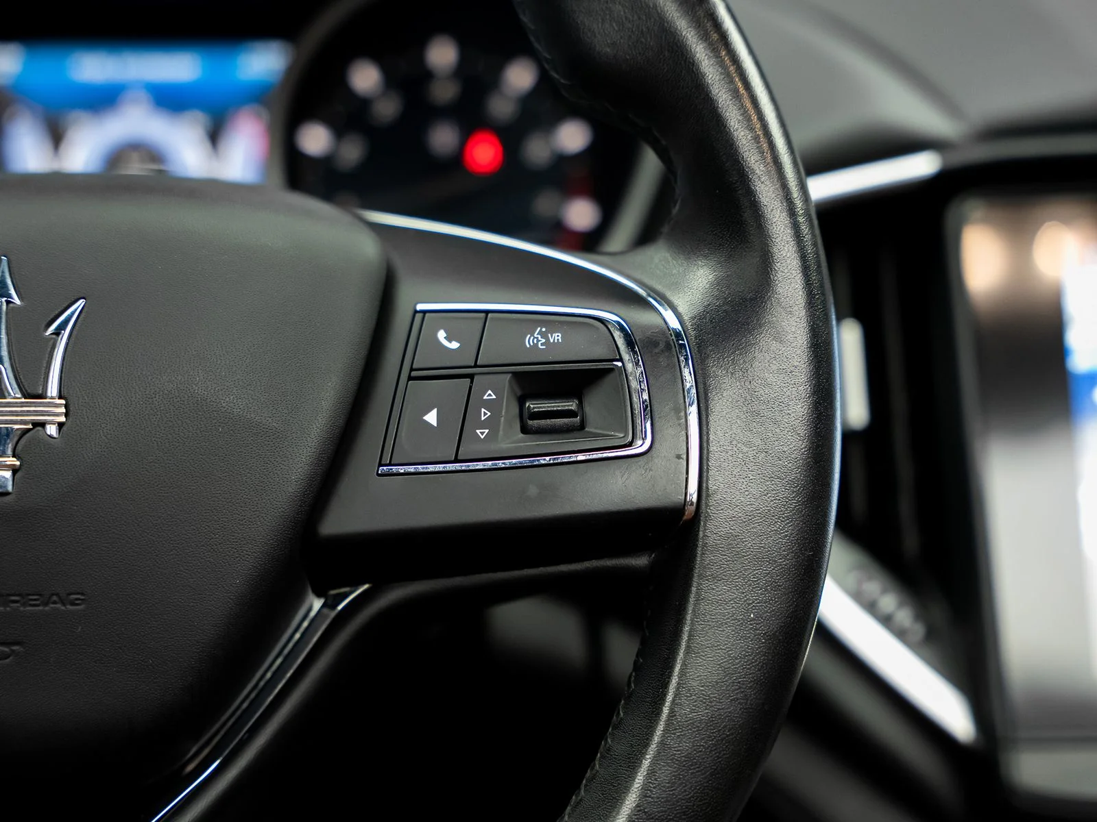 Used 2017 Gray Maserati Base image 48