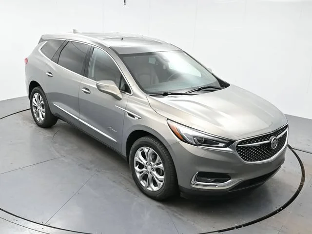 Used 2018 Includes Spectra Gray lower exterior accent color. Buick Avenir image 34