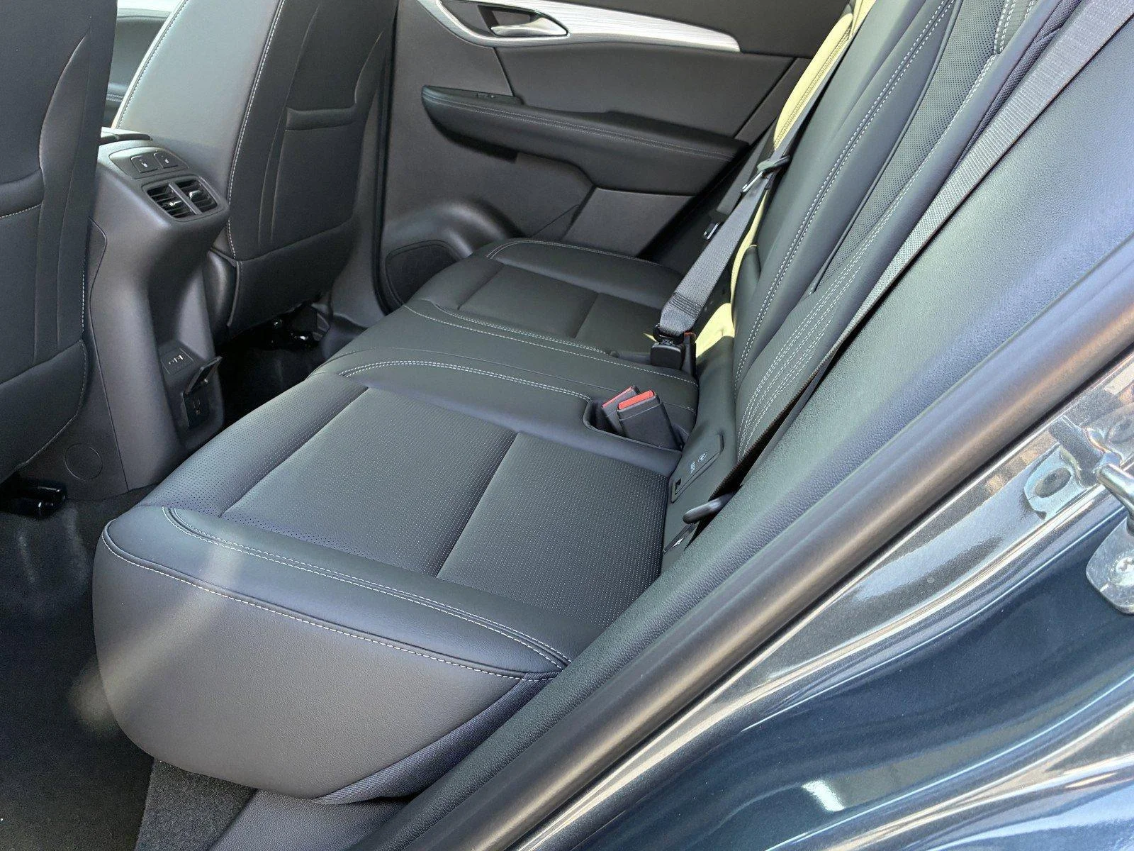 2026 Buick Envision Avenir - Photo 15