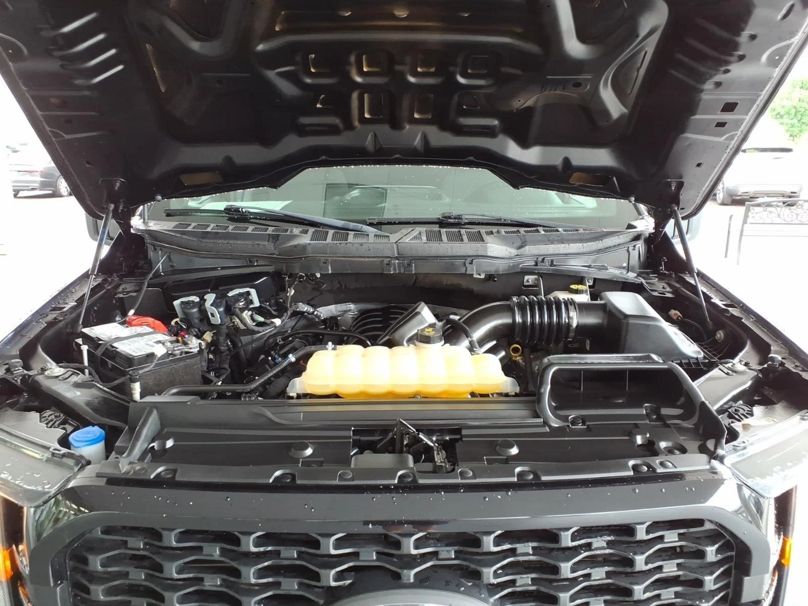 Used 2023 Agate Black Metallic Ford XL image 30