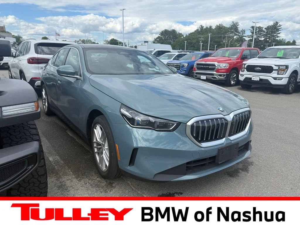 2025 BMW 5 Series 530i xDrive Sedan's photo