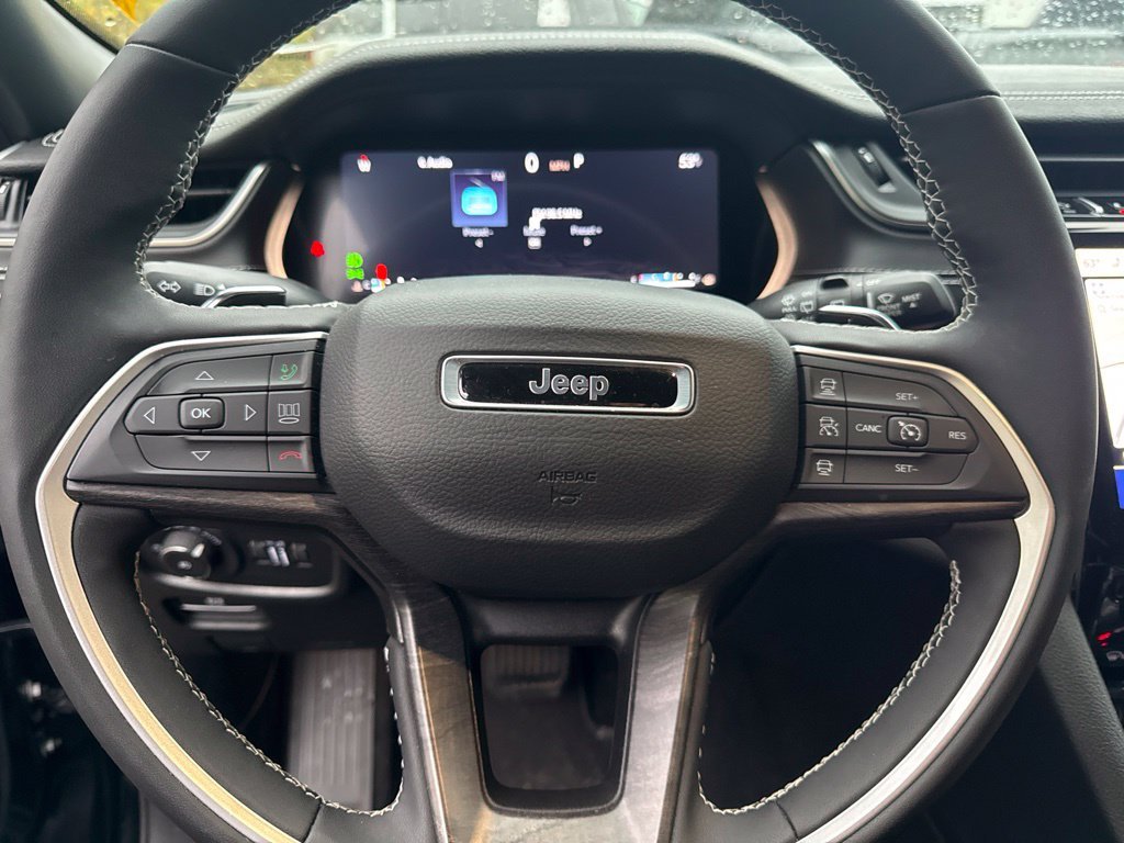 Used 2025 Black Jeep Limited image 25