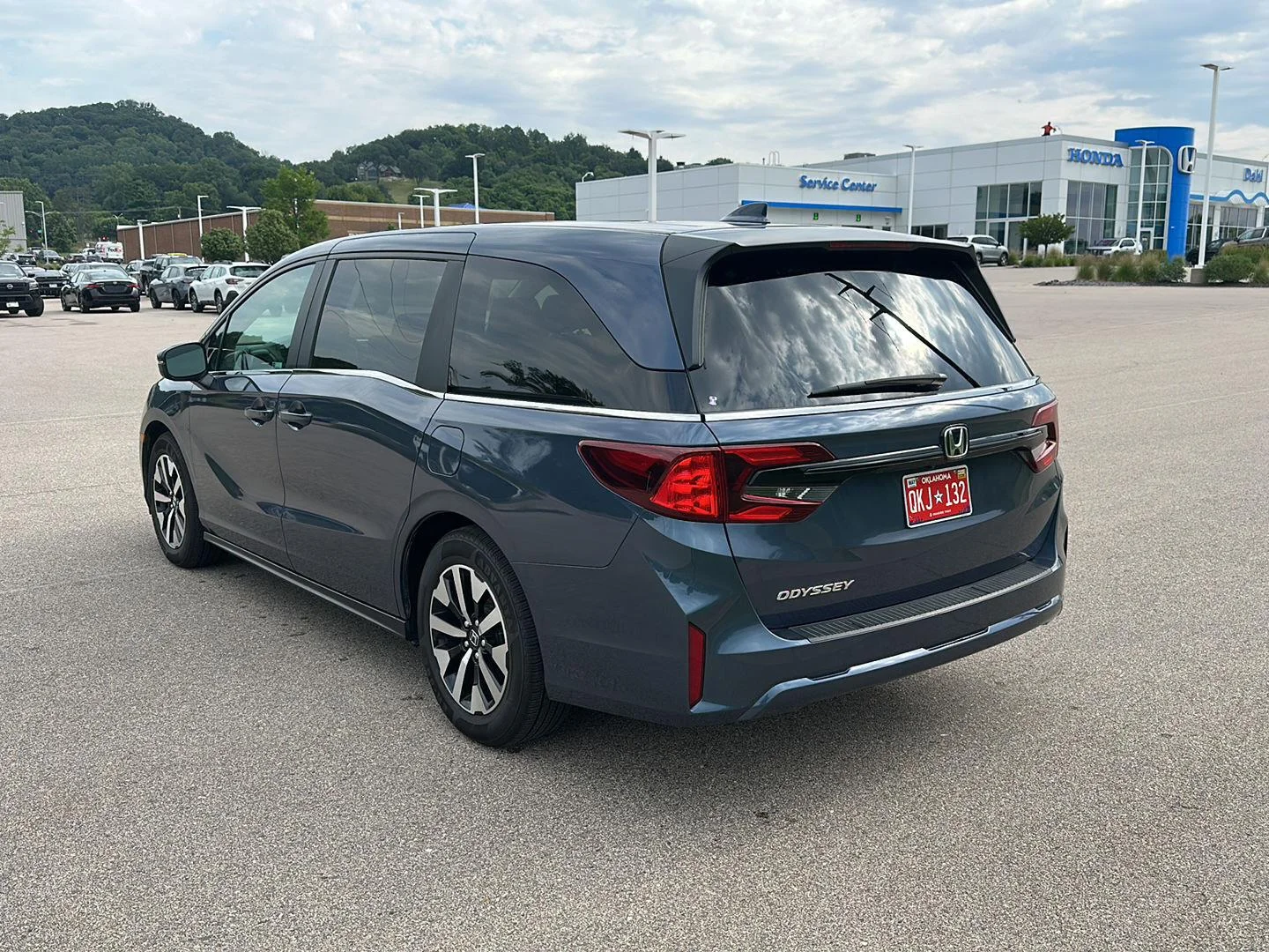 Used 2025 Smoke Blue Pearl Honda EX-L image 5