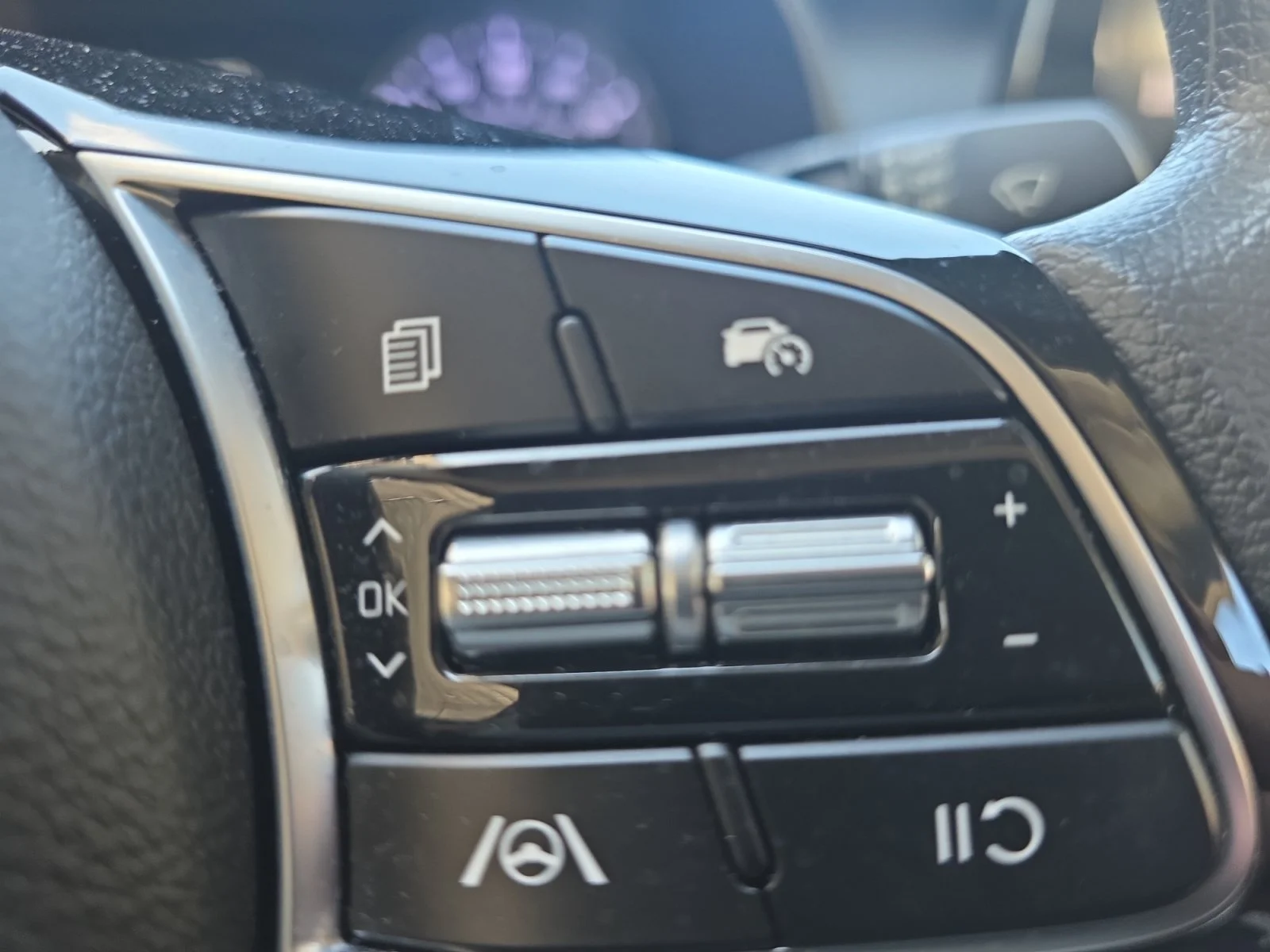 Certified Used 2023 Gravity Gray Kia LXS image 23