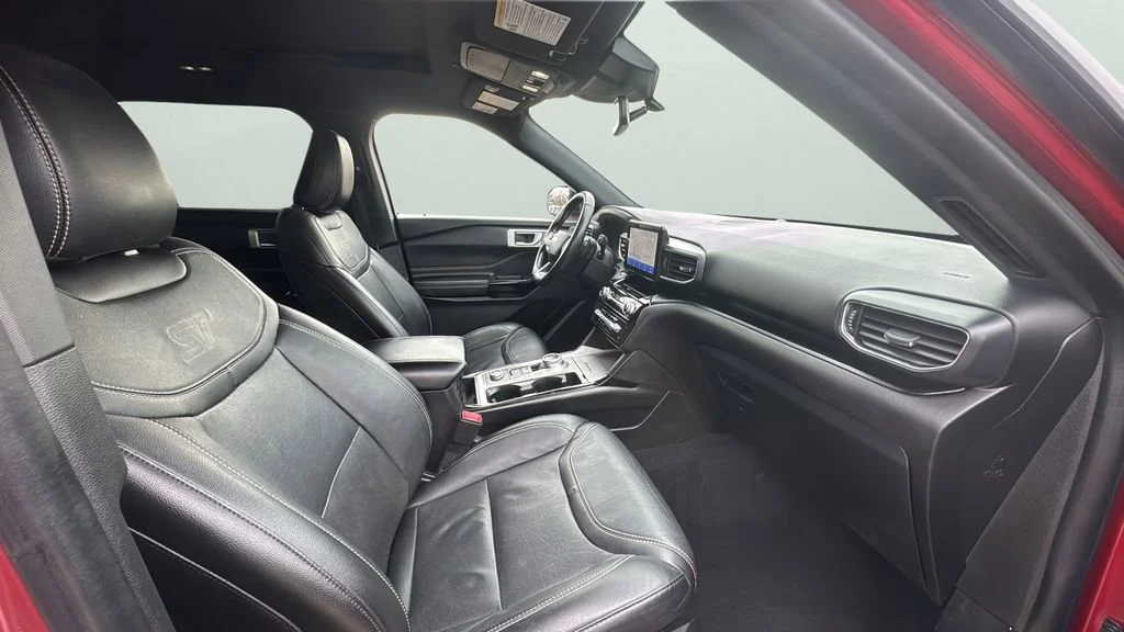 2022 Ford Explorer ST - Photo 12