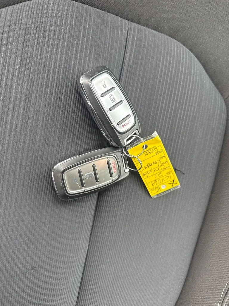 Used 2021 Gray Chrysler LX image 6