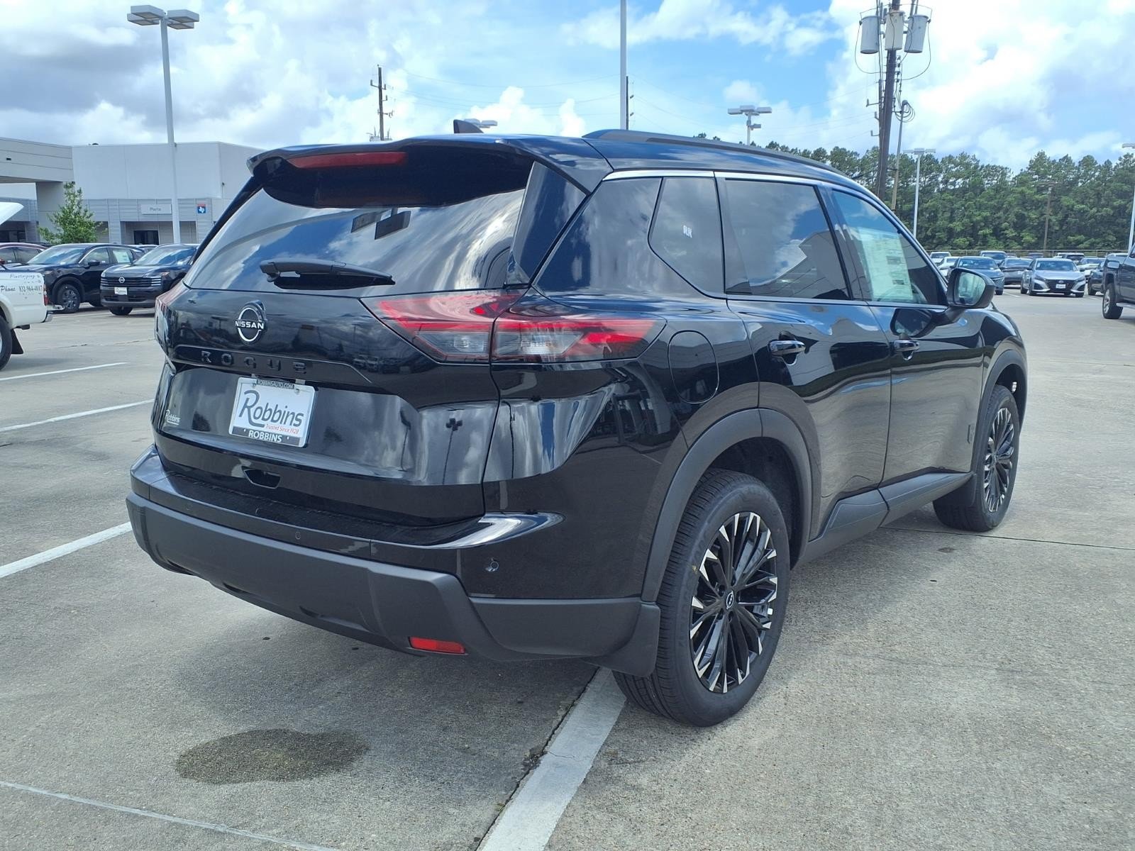 2026 Nissan Rogue Dark Armor™ Black at Robbins Nissan
