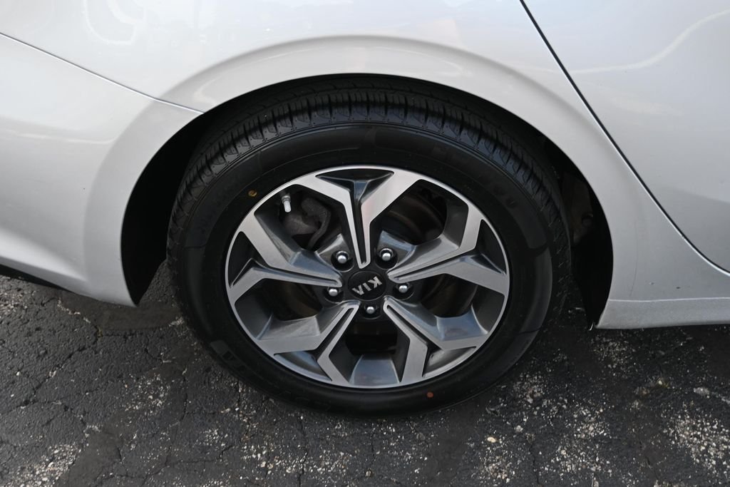 Certified Used 2019 Silky Silver Kia LXS image 15