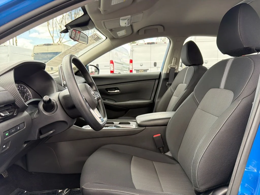 Used 2025 Blue Nissan SV image 9