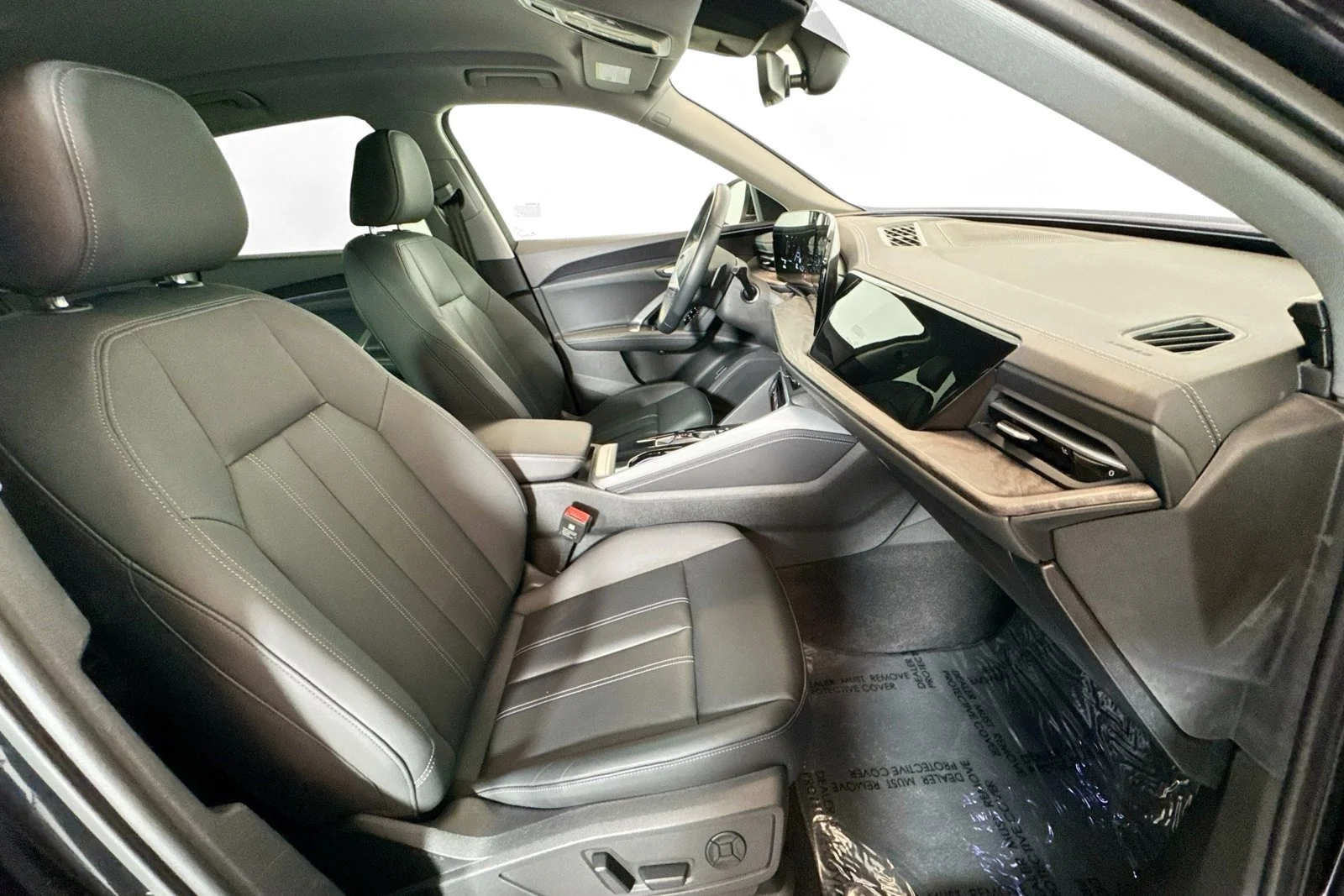 Used 2025 Mythos Black Audi Premium image 26