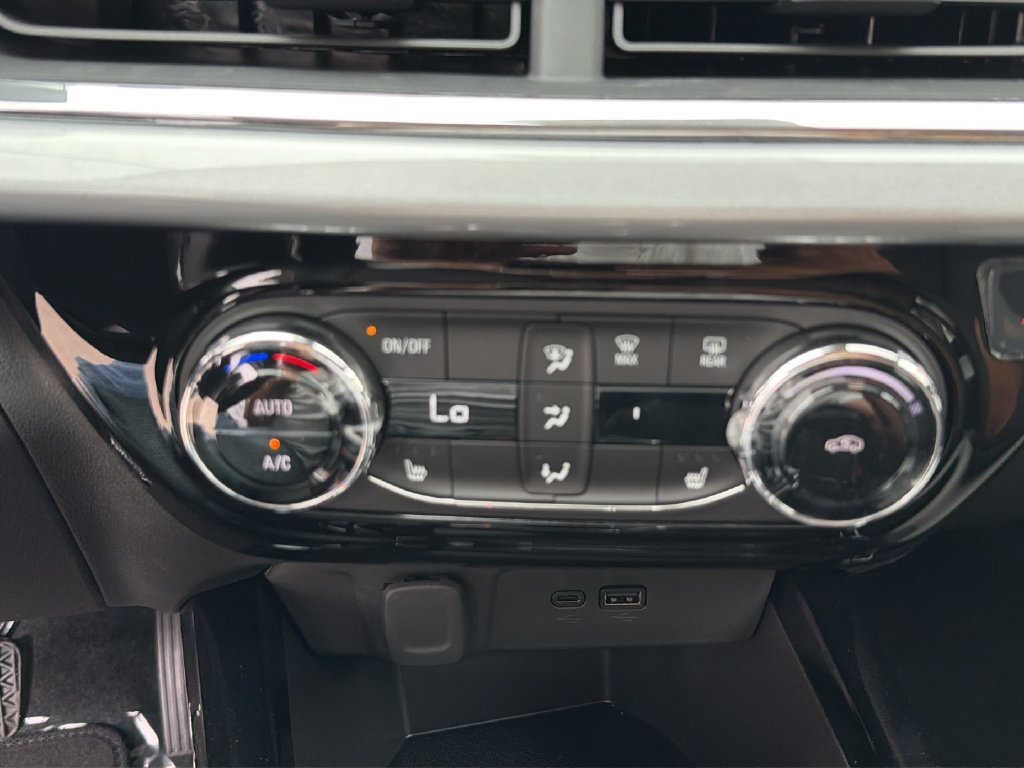 2026 Chevrolet Trax LT - Photo 26