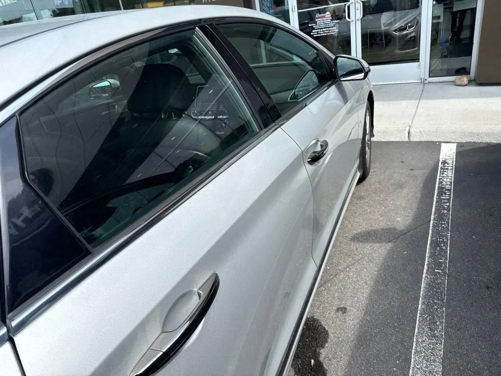 Used 2019 Silver Hyundai Sport image 10