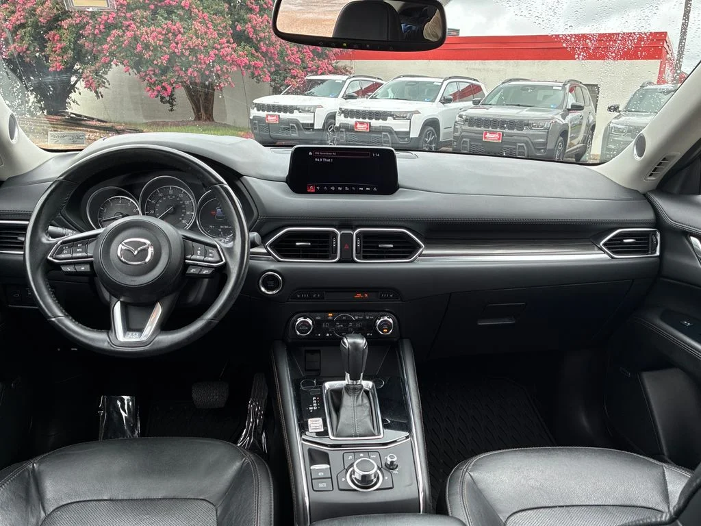 Used 2018 Red Mazda Grand Touring image 13