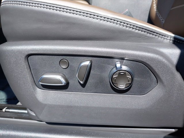 New 2026 Glacier White Tricoat GMC Denali Ultimate image 19