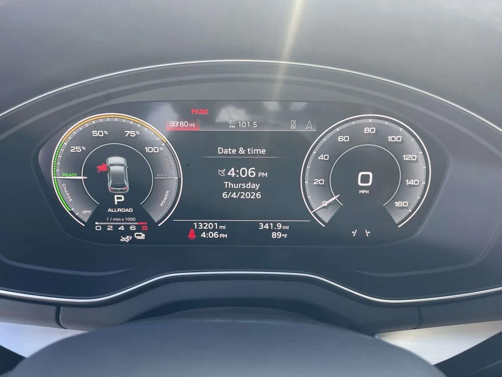Used 2024 Daytona Gray Pearl Effect Audi S line Prestige image 26