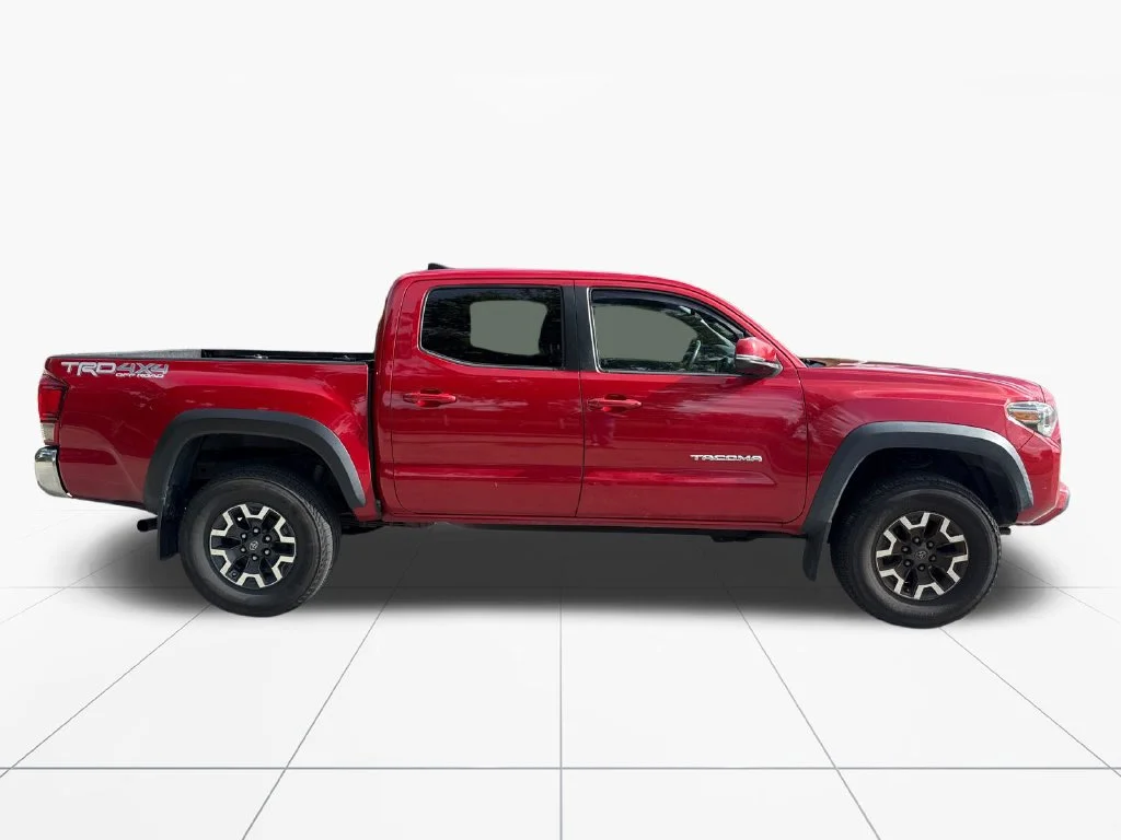 Used 2016 Barcelona Red Metallic Toyota TRD Off-Road image 9