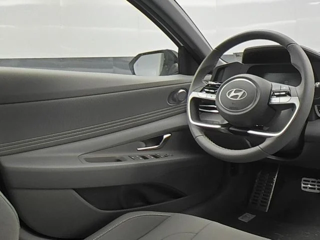 New 2026 White Hyundai SEL Sport image 33