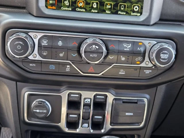 Used 2022 White Jeep Unlimited Sahara 4xe image 17