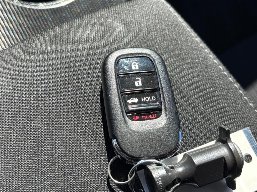 Used 2024 Meteorite Gray Metallic Honda LX image 17