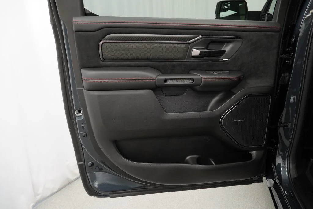 New 2026 Forged Blue Metallic Exterior Paint RAM RHO image 33