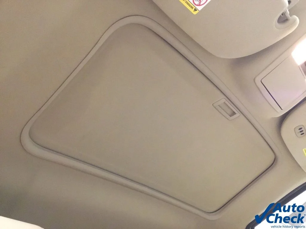 Used 2017 White Ford Limited image 42