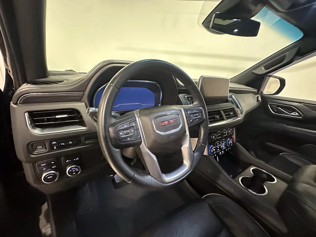 Used 2023 TITANIUM RUSH METALLIC GMC SLT image 26
