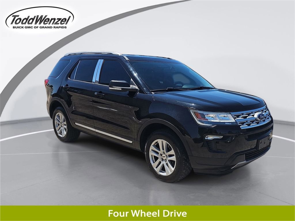 2019 Ford Explorer XLT 4WD's photo