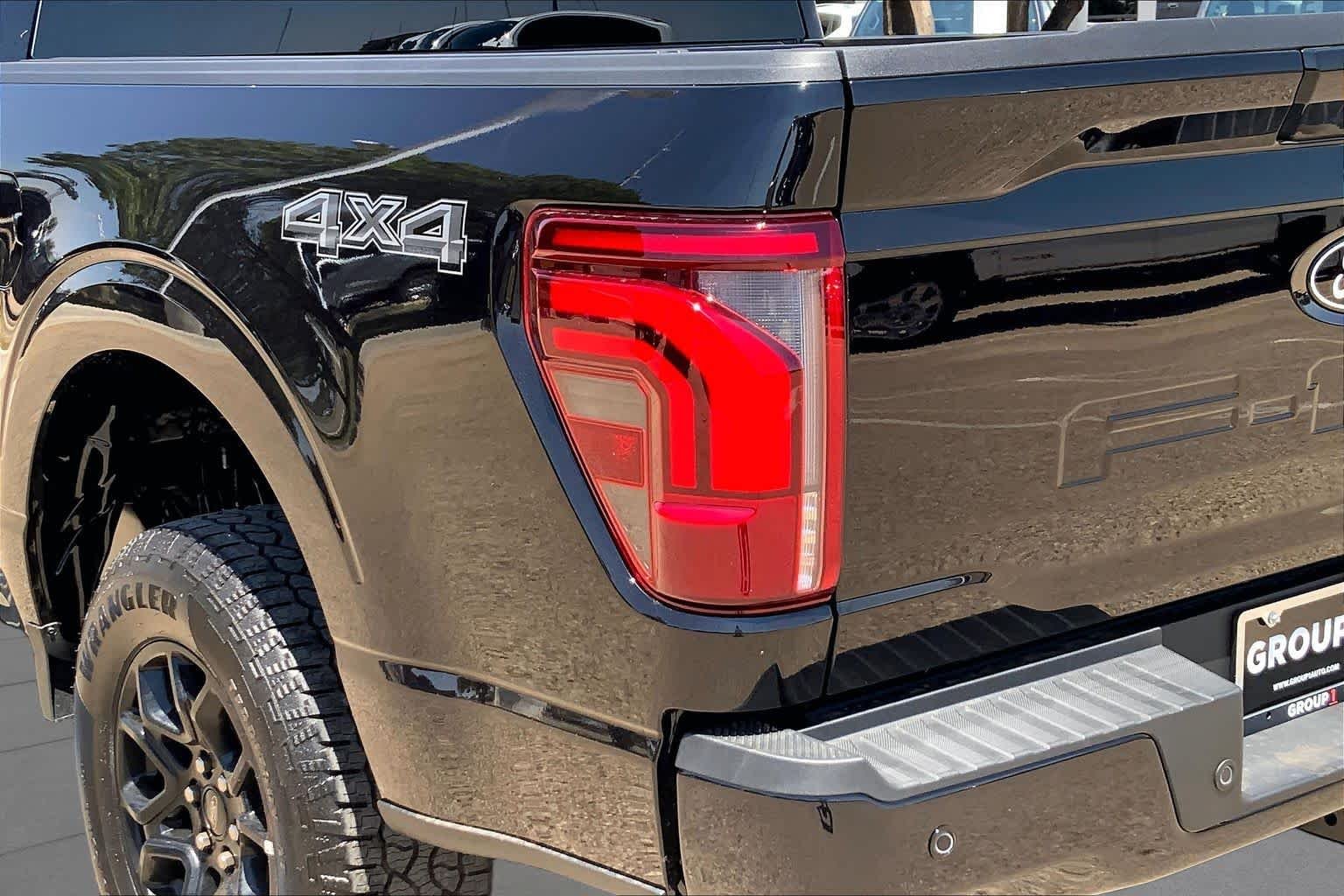 New 2026 Agate Black Metallic Ford Lariat® image 14