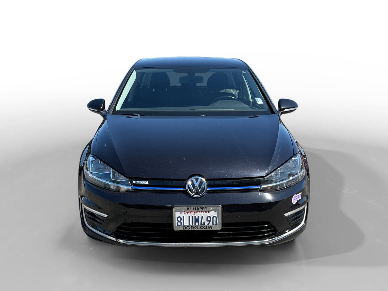 Used 2019 Deep Black Volkswagen SE image 8