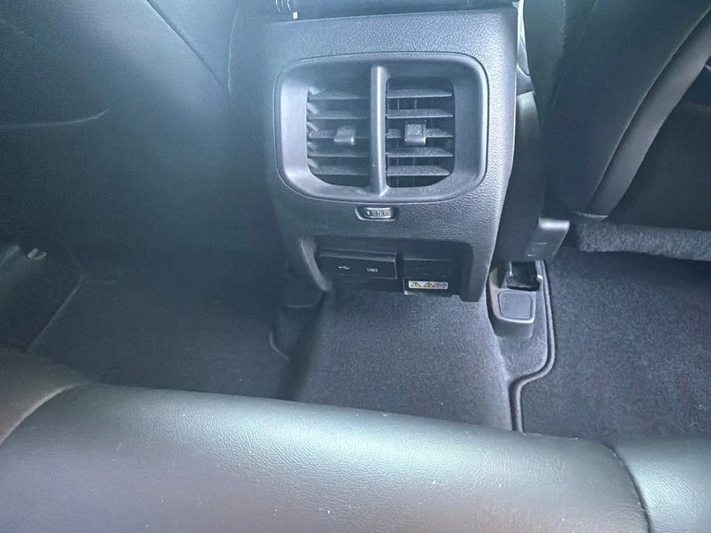 Used 2019 Gray Jeep Limited image 40