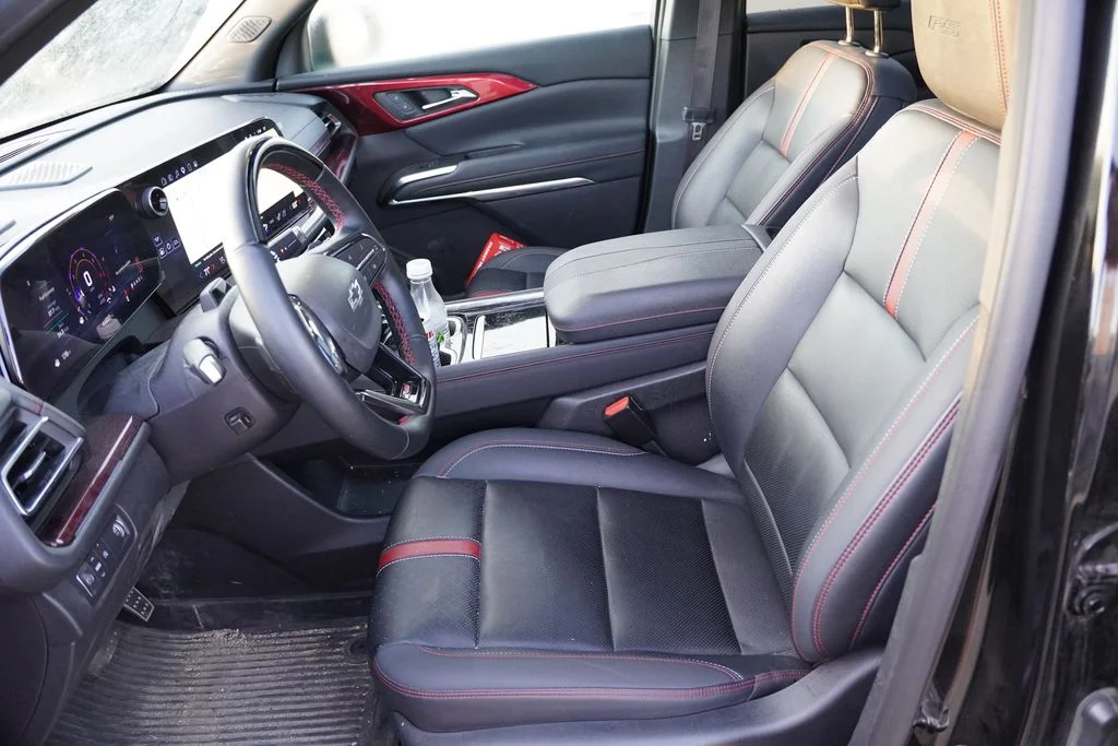 Used 2024 Mosaic Black Metallic Chevrolet RS image 6