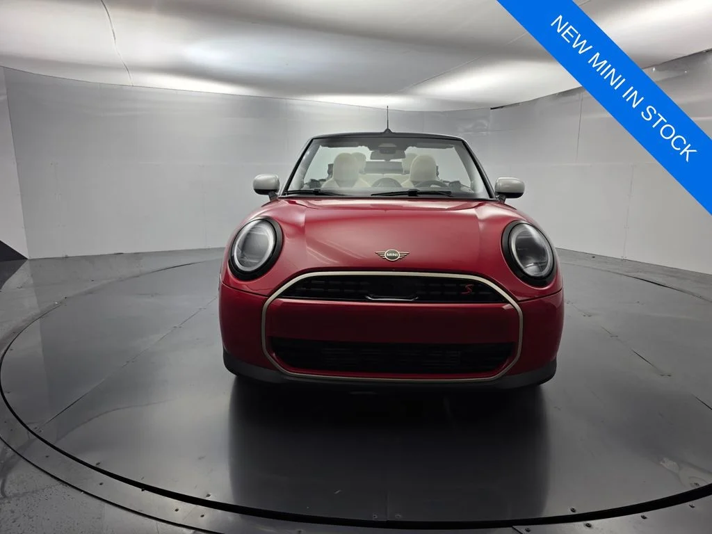 New 2026 Red MINI Signature Plus image 2