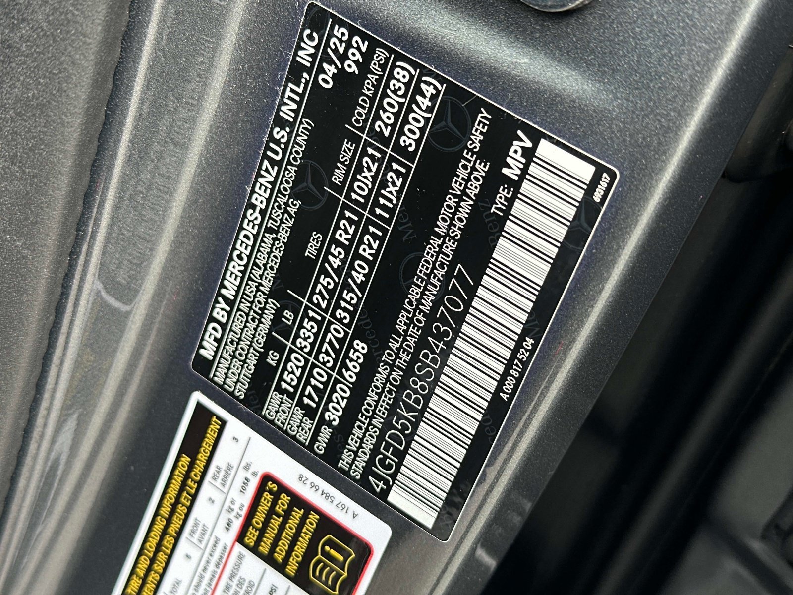Certified Used 2025 Selenite Gray Metallic Mercedes-Benz GLE 450 image 18