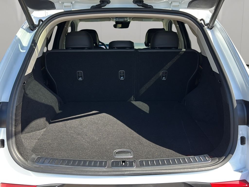 2026 GENESIS GV70 Standard - Photo 10