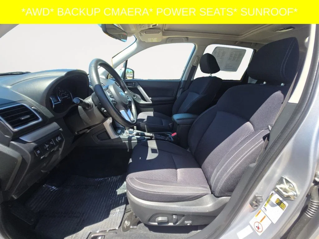Used 2018 Silver Subaru 2.5i Premium image 10