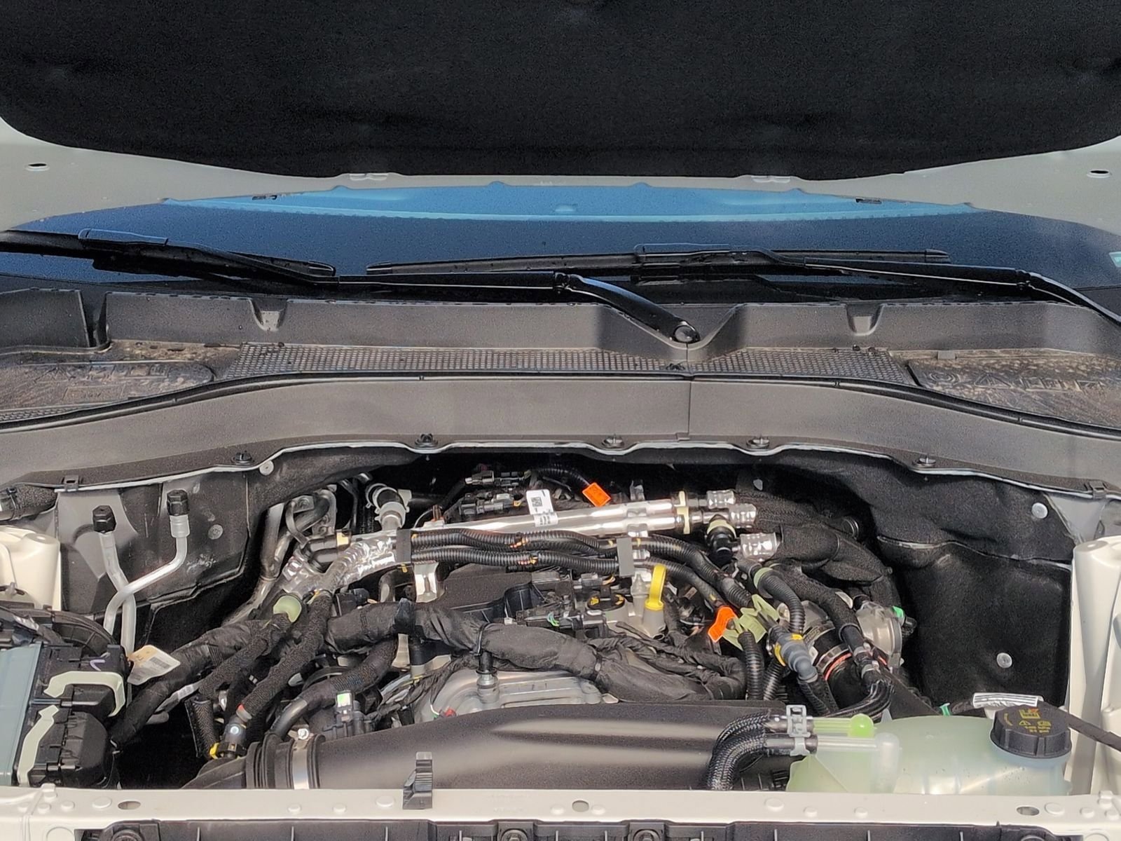 2025 Ford Explorer Active - Photo 15