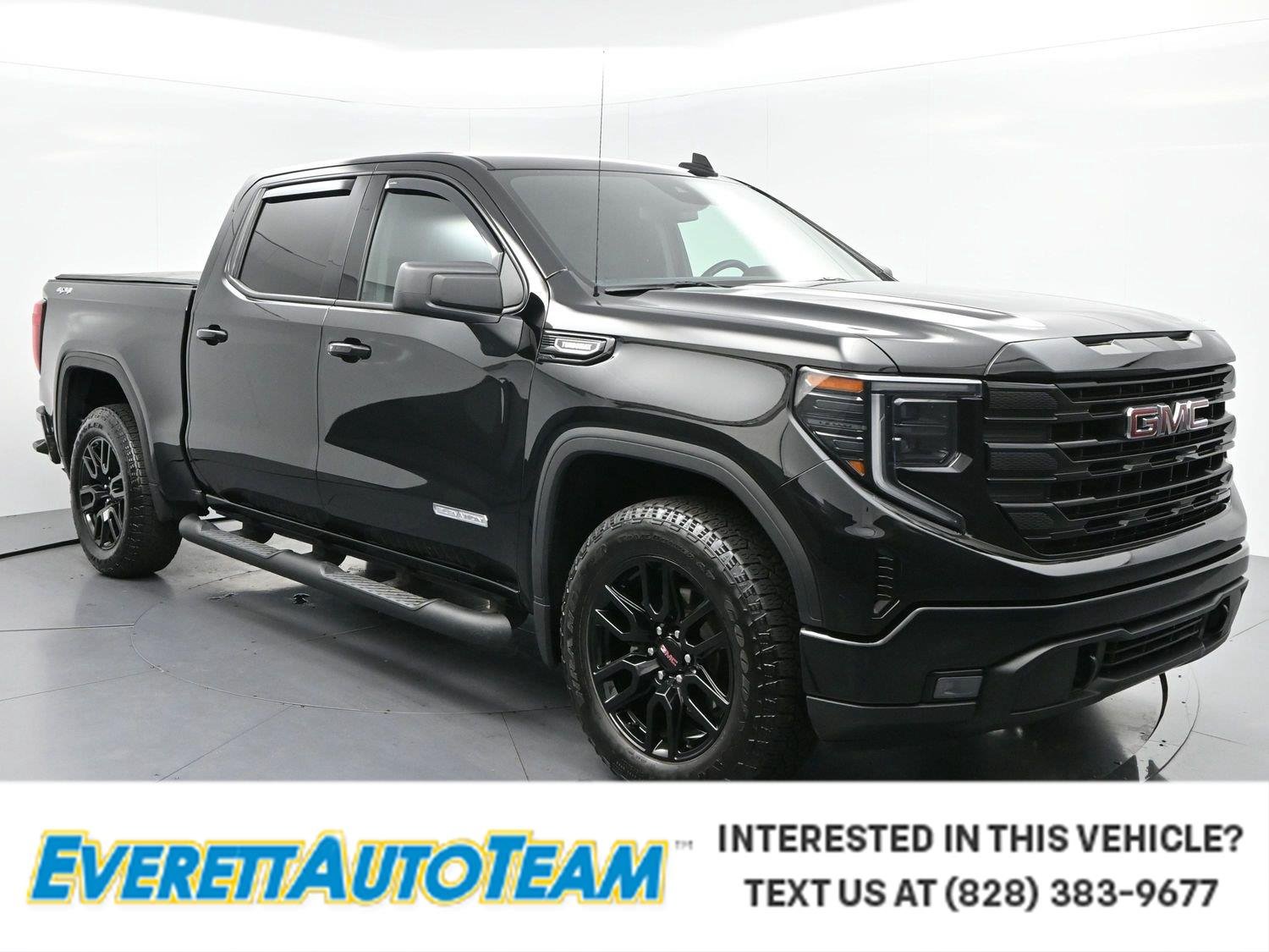 Used 2025 Onyx Black GMC Elevation image 1
