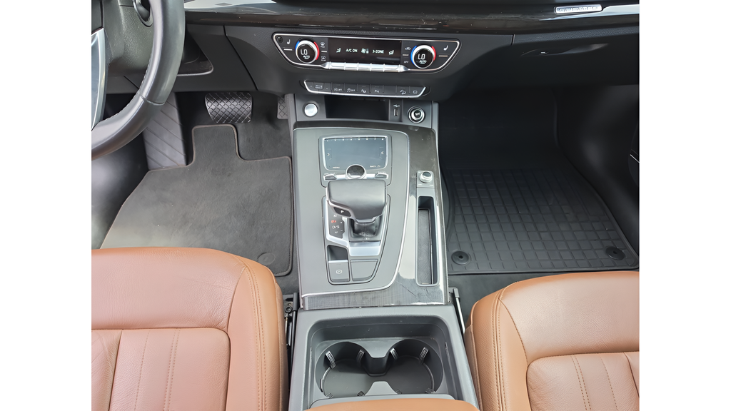 Used 2020 Black Audi 45 Prestige image 13