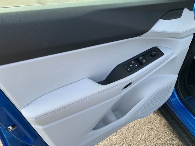New 2026 Hydro Blue Pearl-Coat Exterior Paint Jeep Laredo image 16