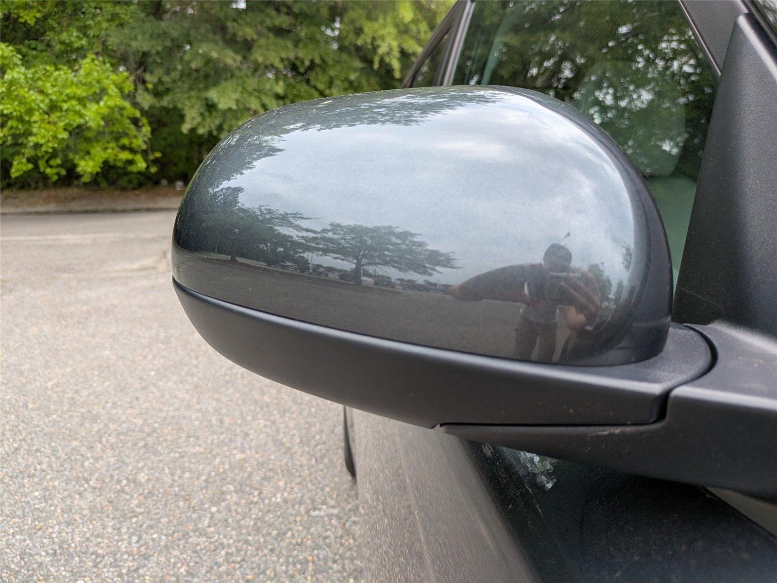 Used 2025  KIA  image 12