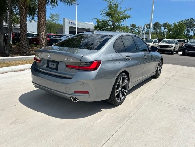 Used 2023 Gray BMW 330i image 4