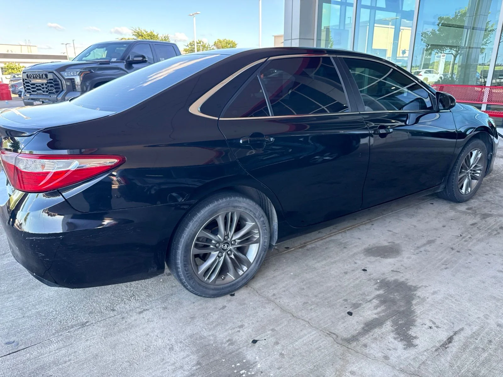 Used 2017 Black Toyota SE image 9