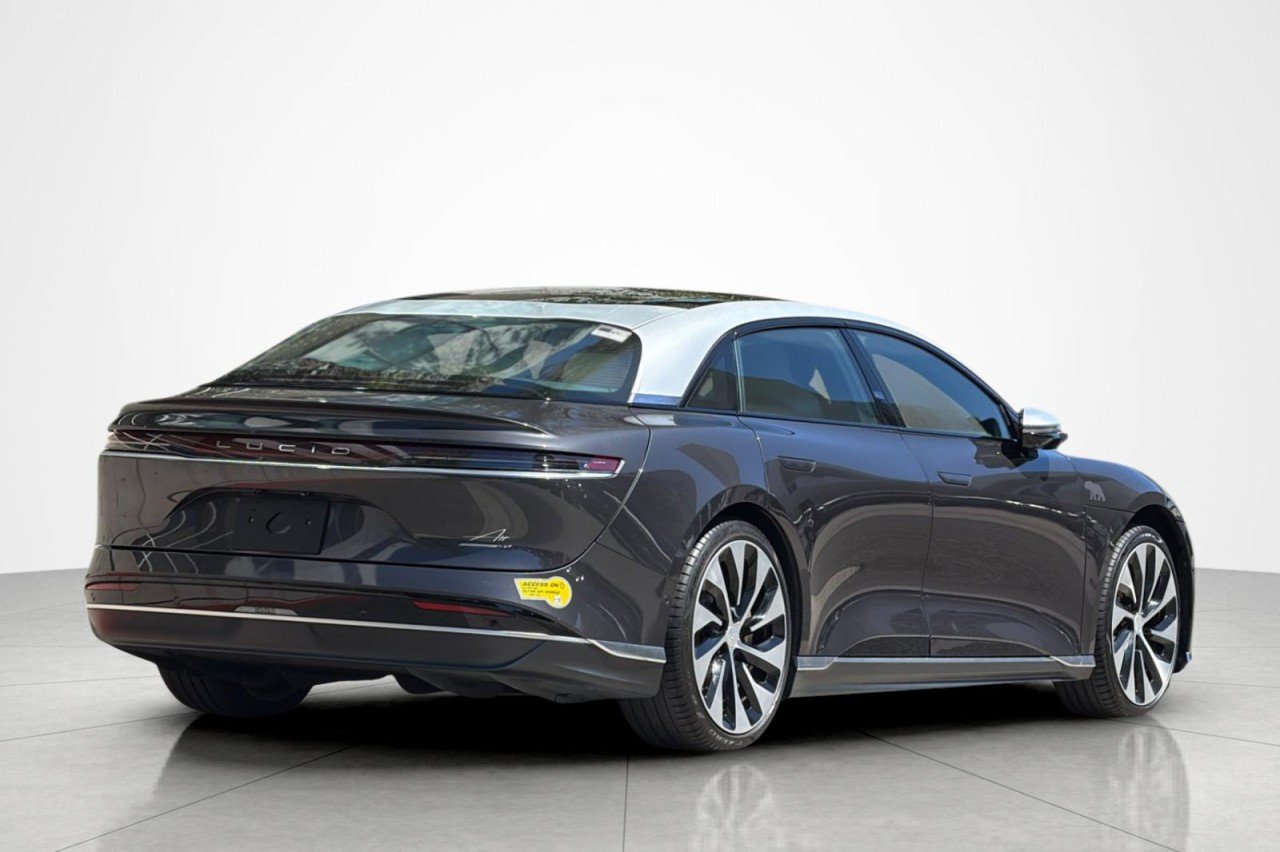Used 2022 GRAY Lucid Grand Touring image 5