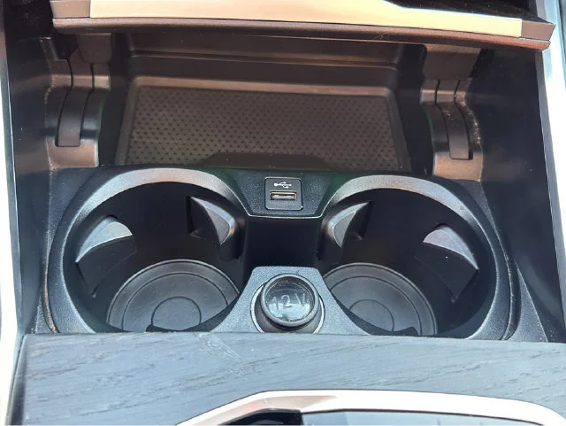 2023 BMW 3 Series 330i - Photo 20