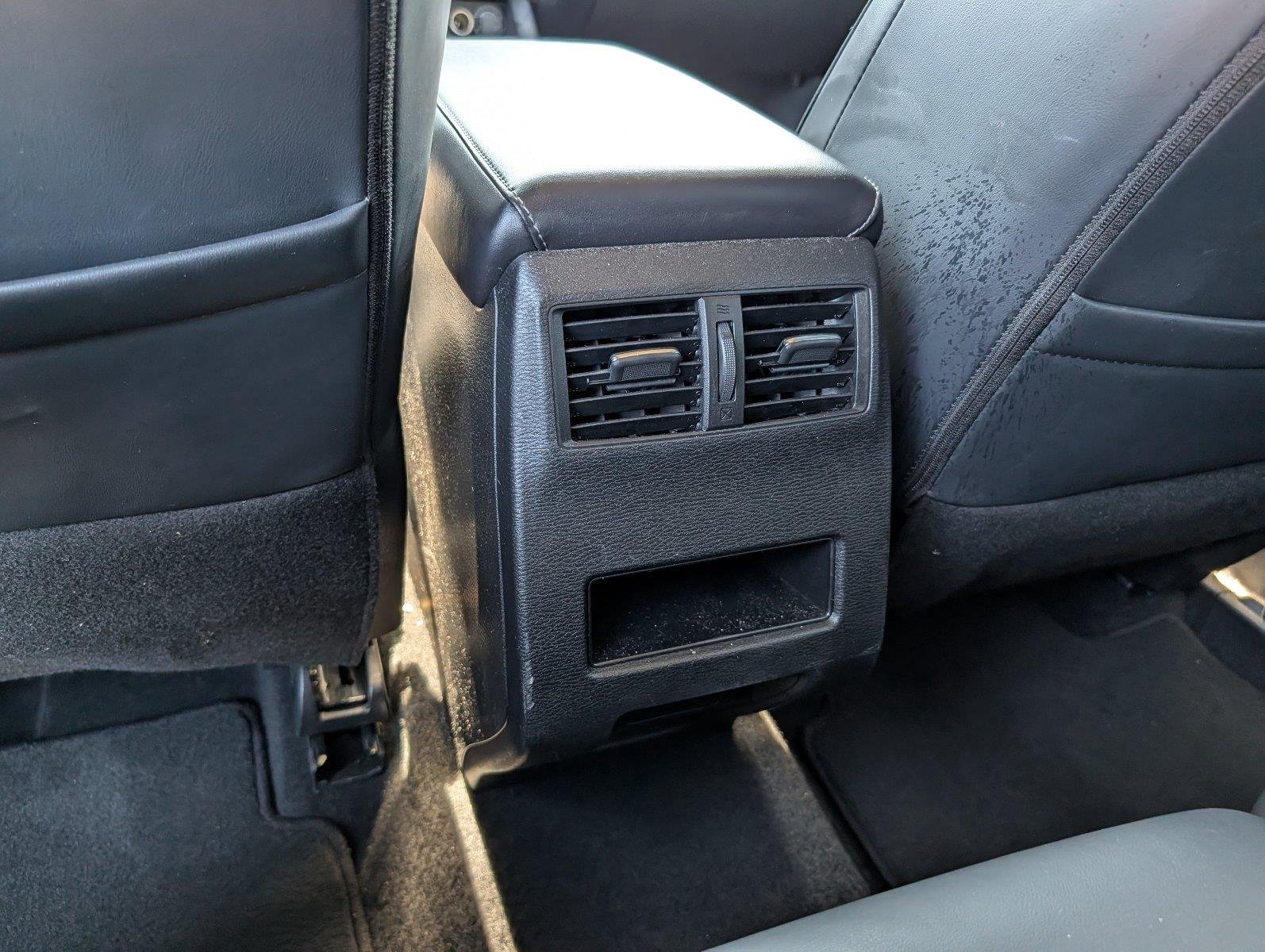 Used 2025 Cosmic Blue Metallic Mitsubishi SE image 30