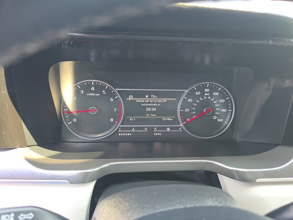 Used 2022 Blue Kia SX image 21
