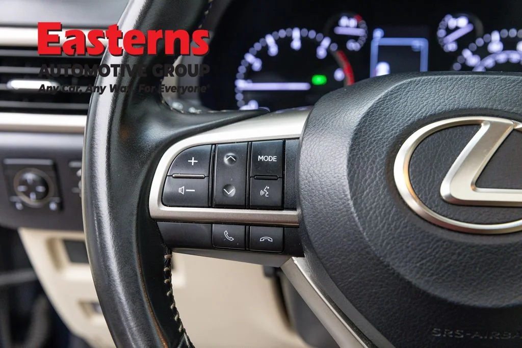 Used 2021 Blue Lexus 460 image 14